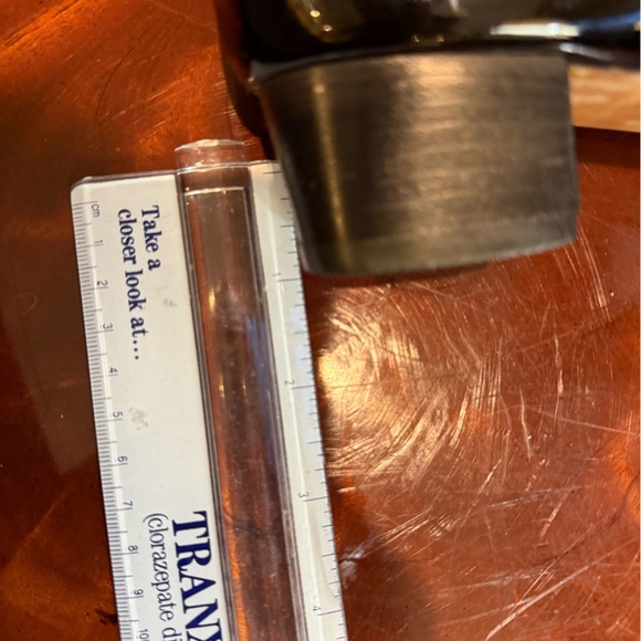 Salvatore Ferragamo Black Patent Vera Bow Shoes Size 9 1” heel MSRP $895 - Picture 10 of 14